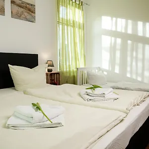 Apartmenthaus Sternstrasse Apartment